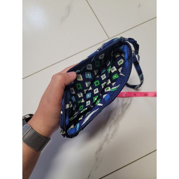 womens vera bradley blue and green floral small wallet/clutch with wrist strap - Picture 3 of 4